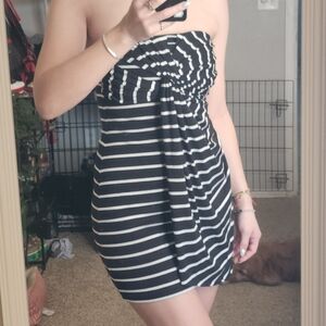 Flattering Black & White Striped Strapless Bodycon Mini Dress